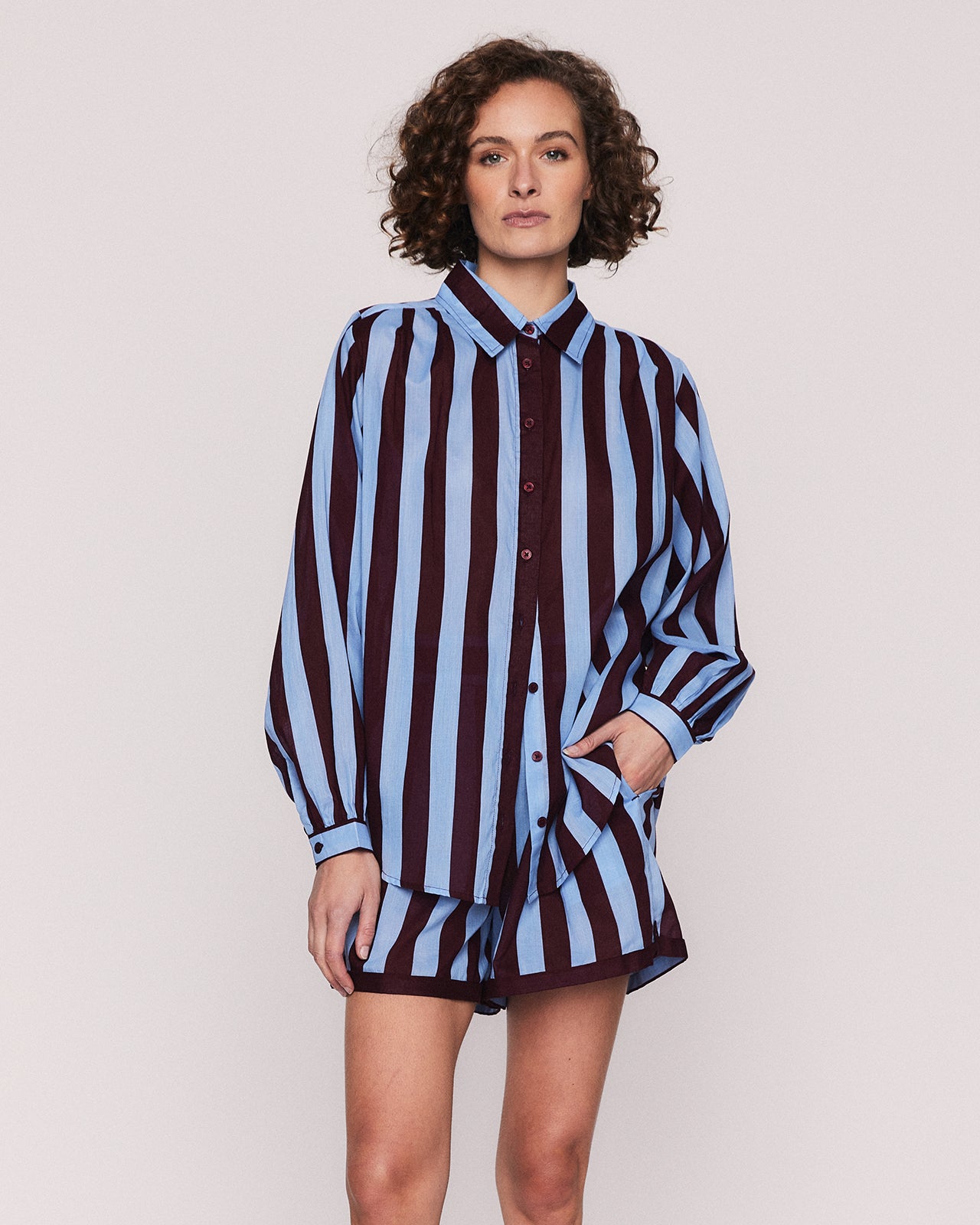 HANNAH BALLOON SLEEVE SHIRT IN BLUE STRIPE
