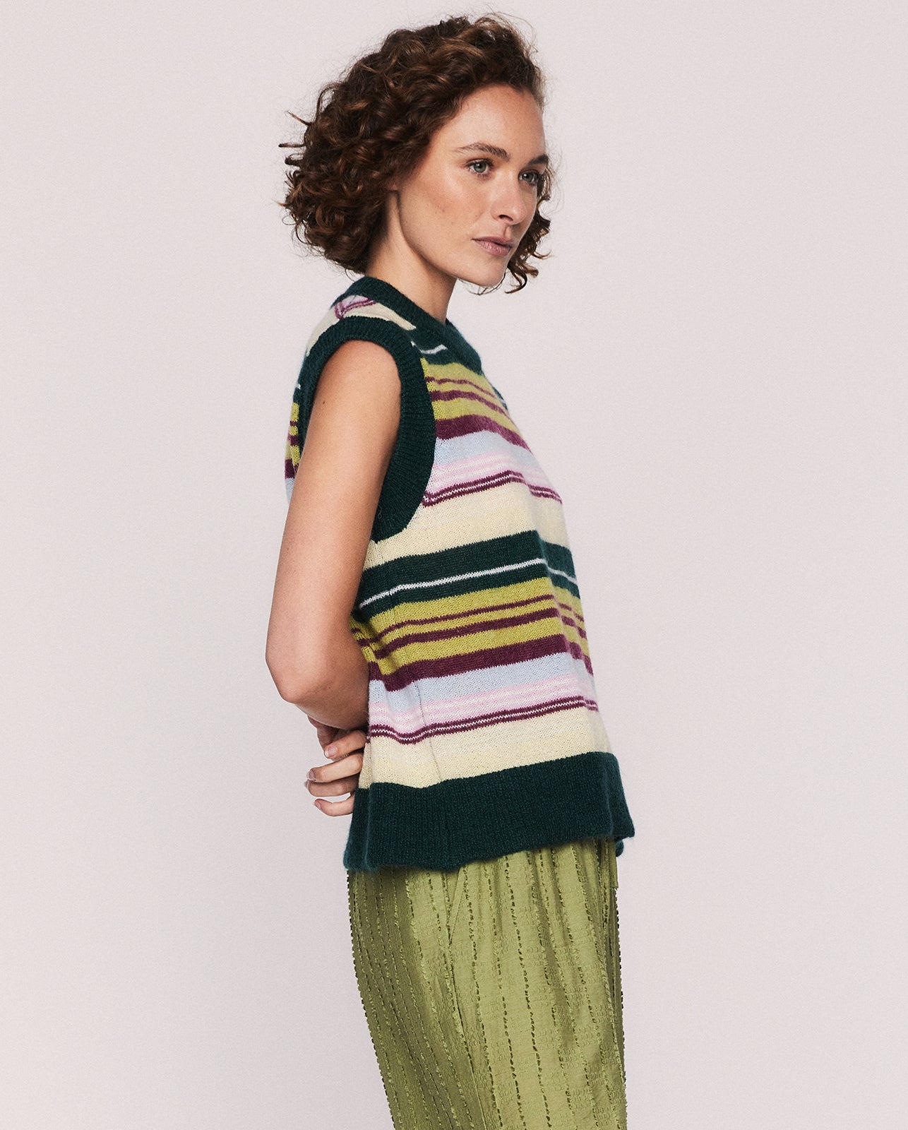 GIGI MINI CREW  KNIT VEST IN MULTI STRIPE