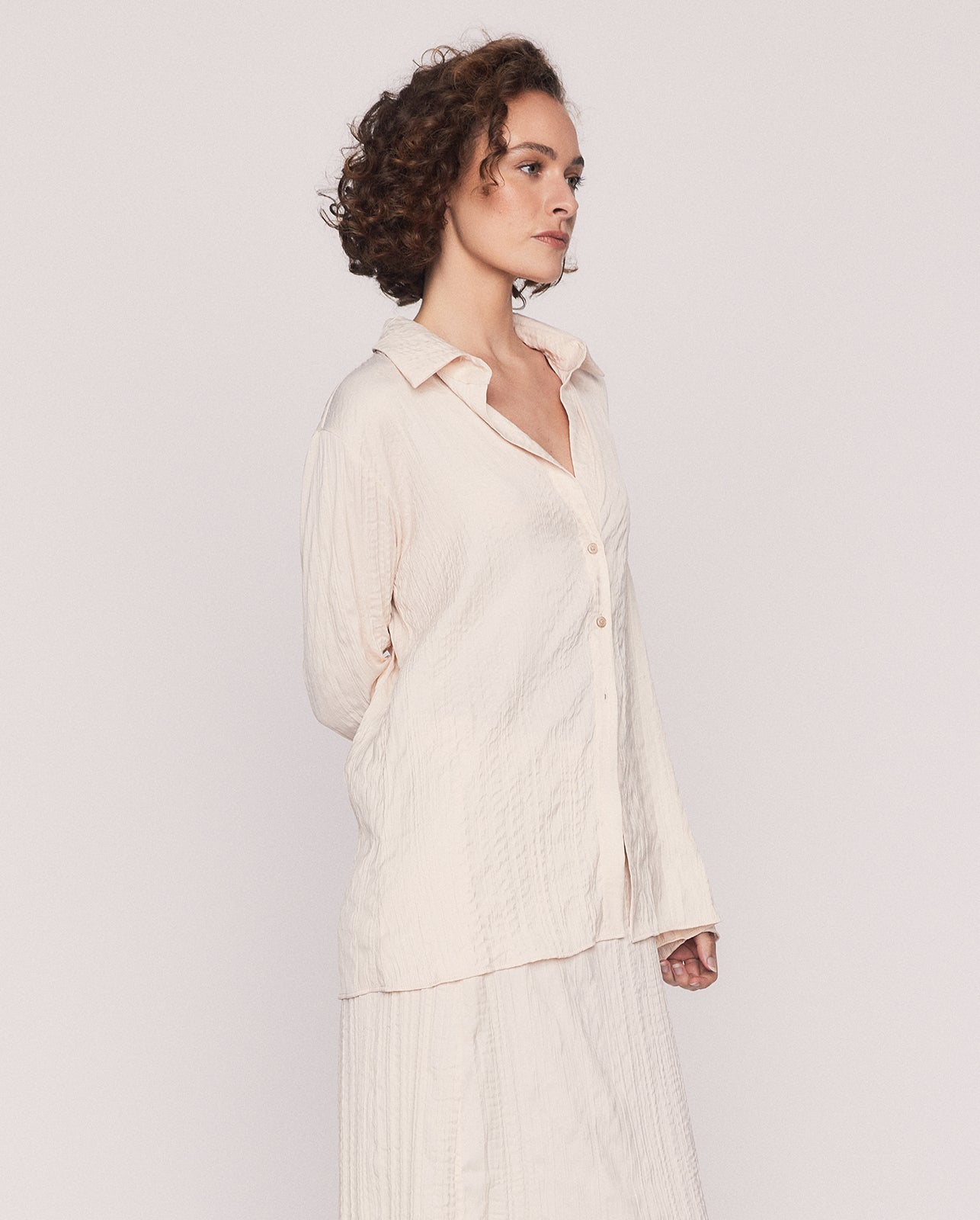 AMBRE SLIM SHIRT IN CREAM
