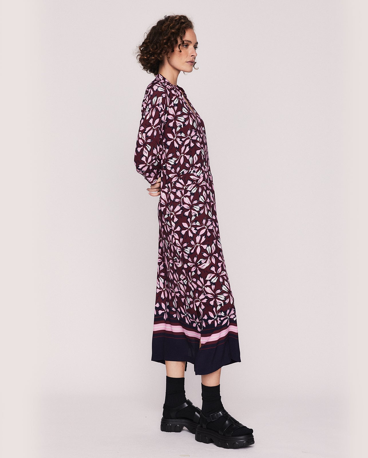 APOLINE SHIFT MIDI IN FLORAL