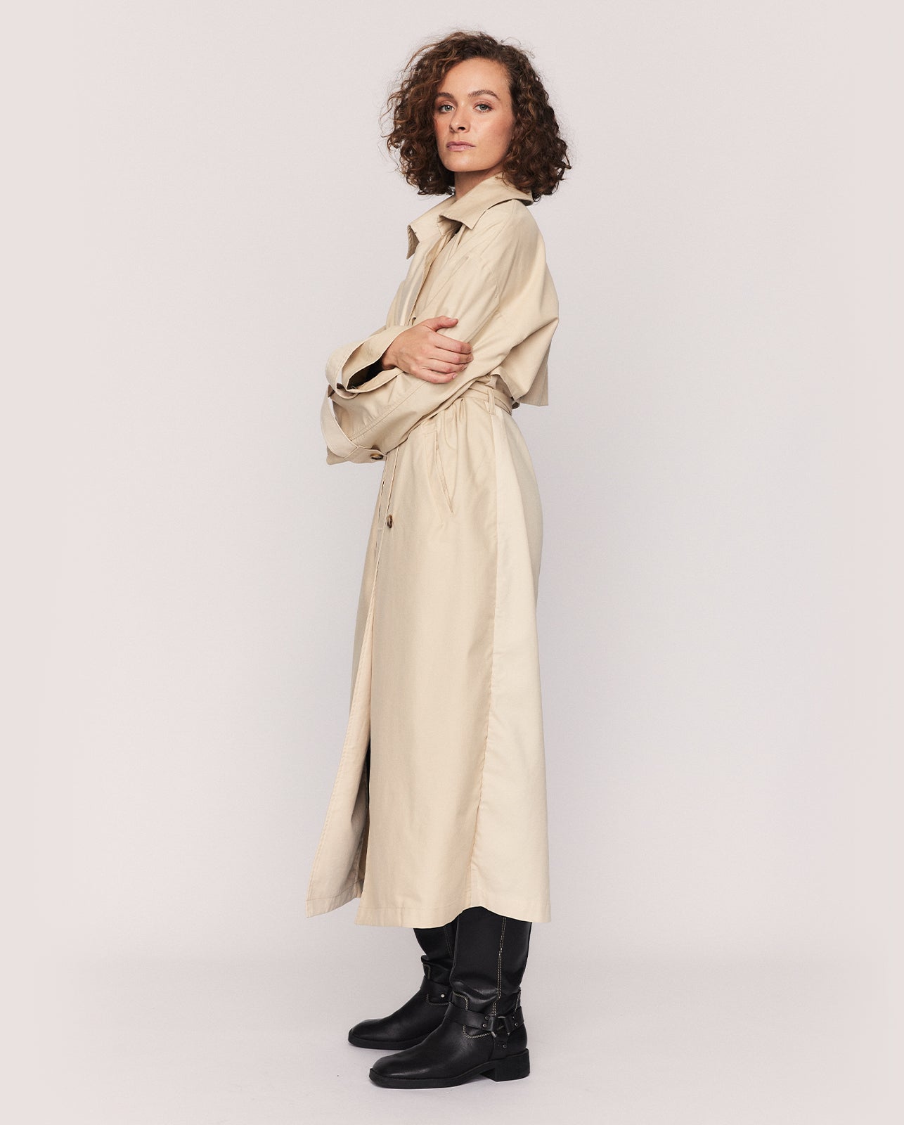 DANIEL TRENCH COAT IN SAND